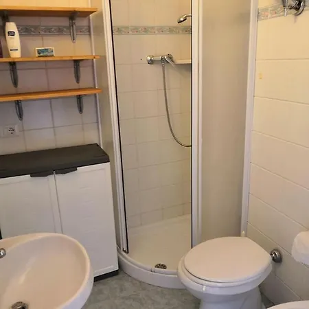 Casa Giorgio Mille Papaveri Rossi Διαμέρισμα Cesi